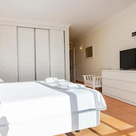 Appartement B85 - Seasun Step In Da Rocha *