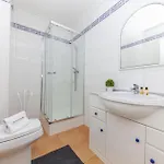 B85 - Seasun Step In Da Rocha Appartement *