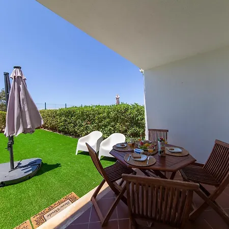 B85 - Seasun Step In Da Rocha *