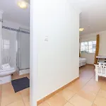 B85 - Seasun Step In Da Rocha Апартаменты